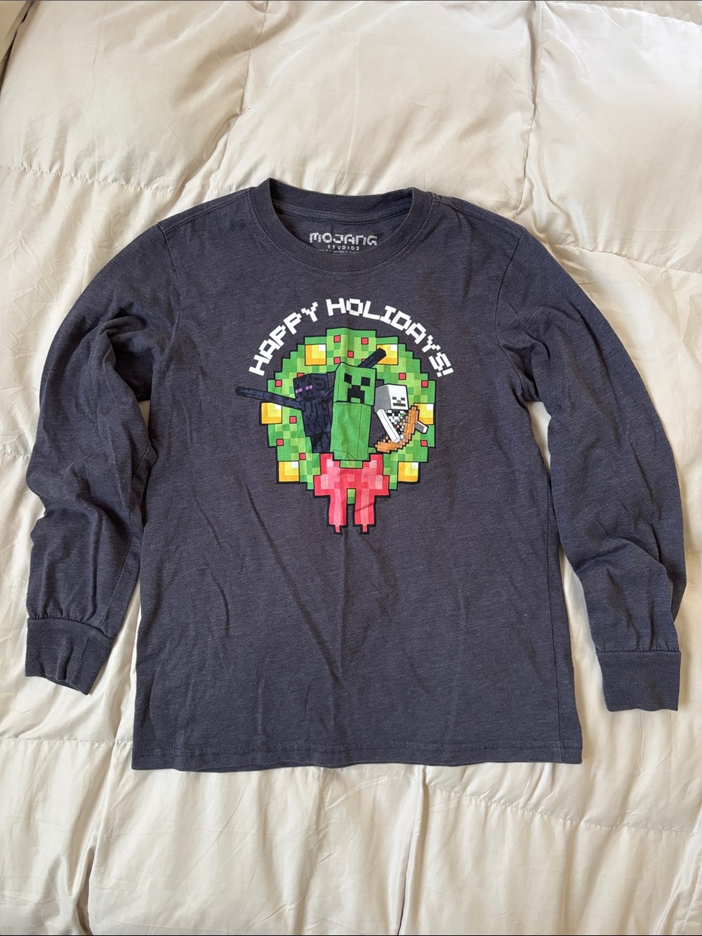 Mojang Minecraft Kids' Navy 'Happy Holidays' Long-Sleeve Graphic Tee Wreath Game